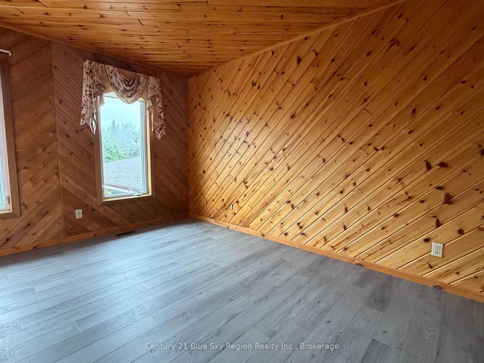 6455 Highway 11 N • Temagami, ON photo 19
