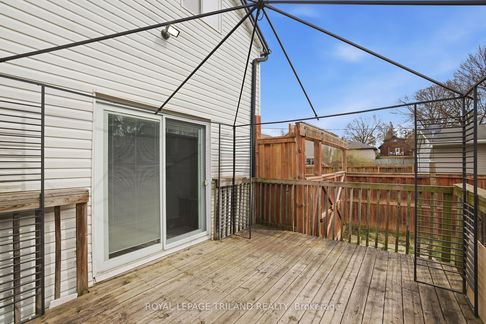 29 Marlboro Street • Woodstock, ON photo 47