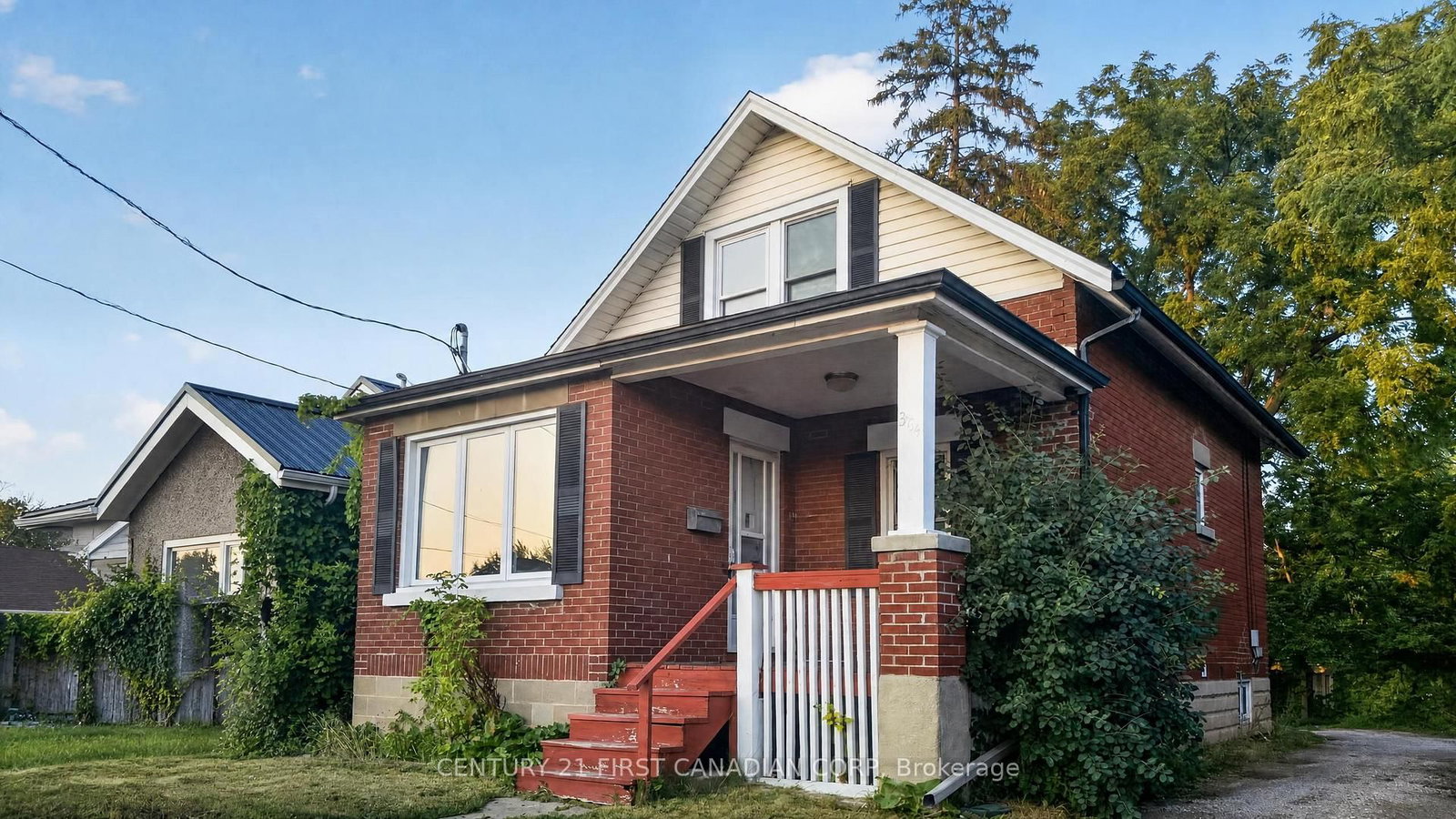 384 Wharncliffe Road S