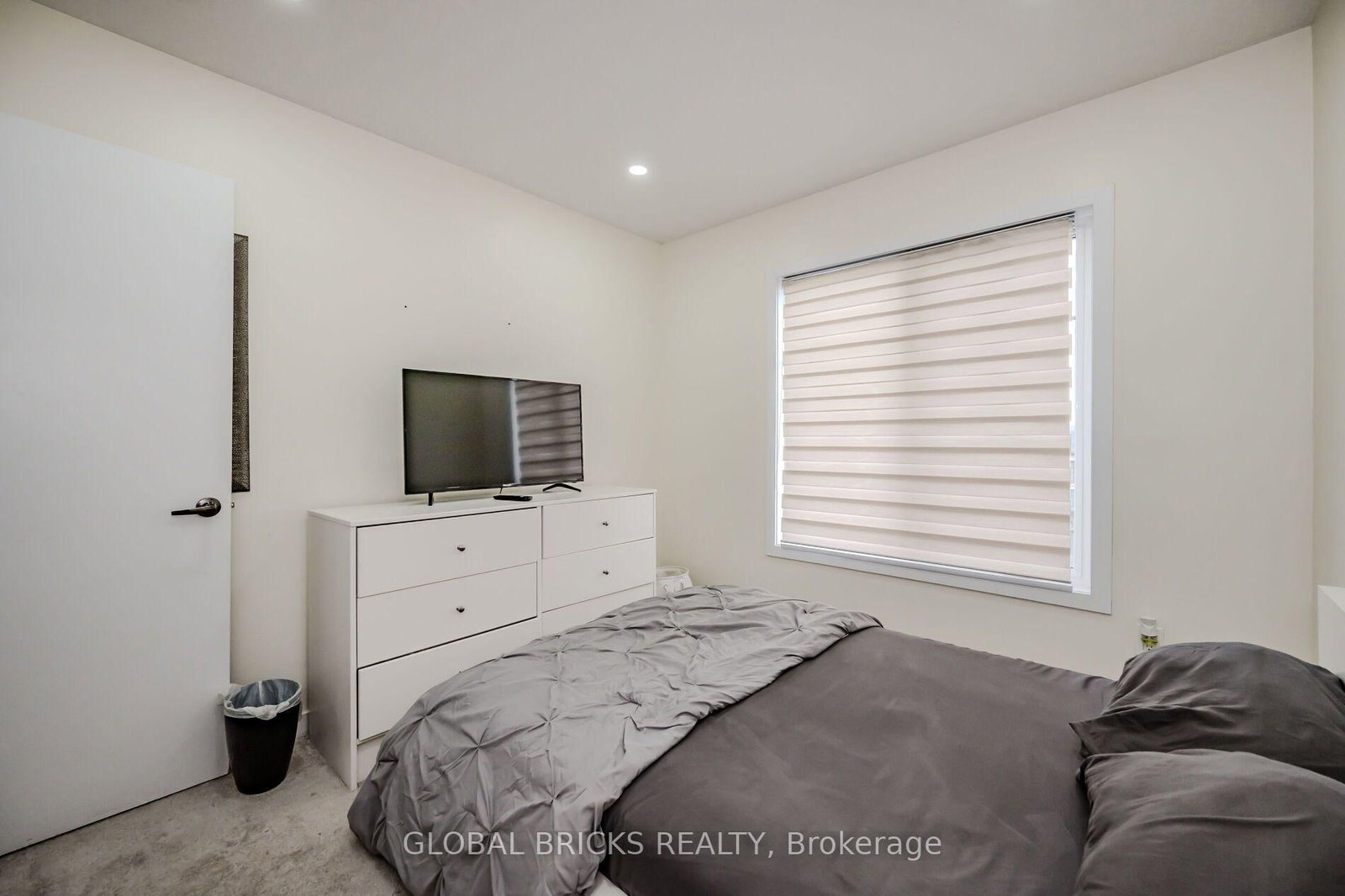 40 Crafter Crescent • Hamilton, ON photo 21