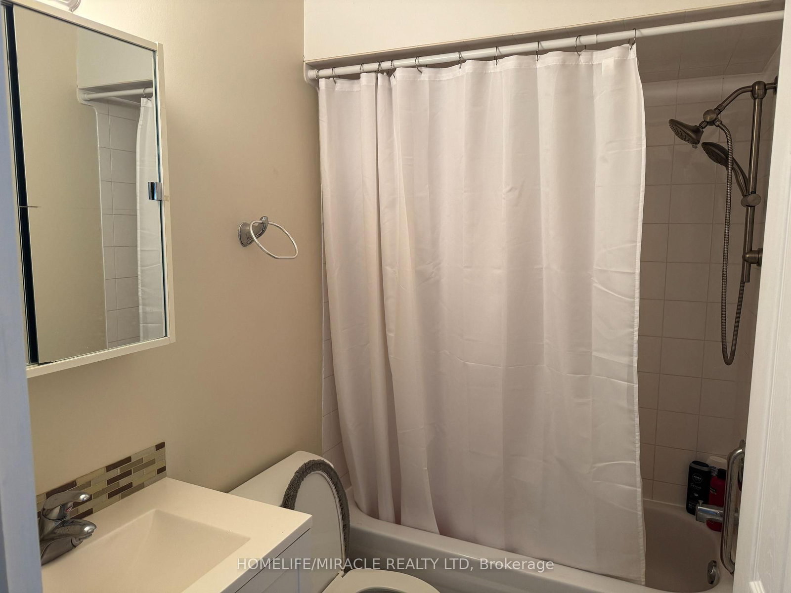 40 St Charles Street • Belleville, ON photo 21