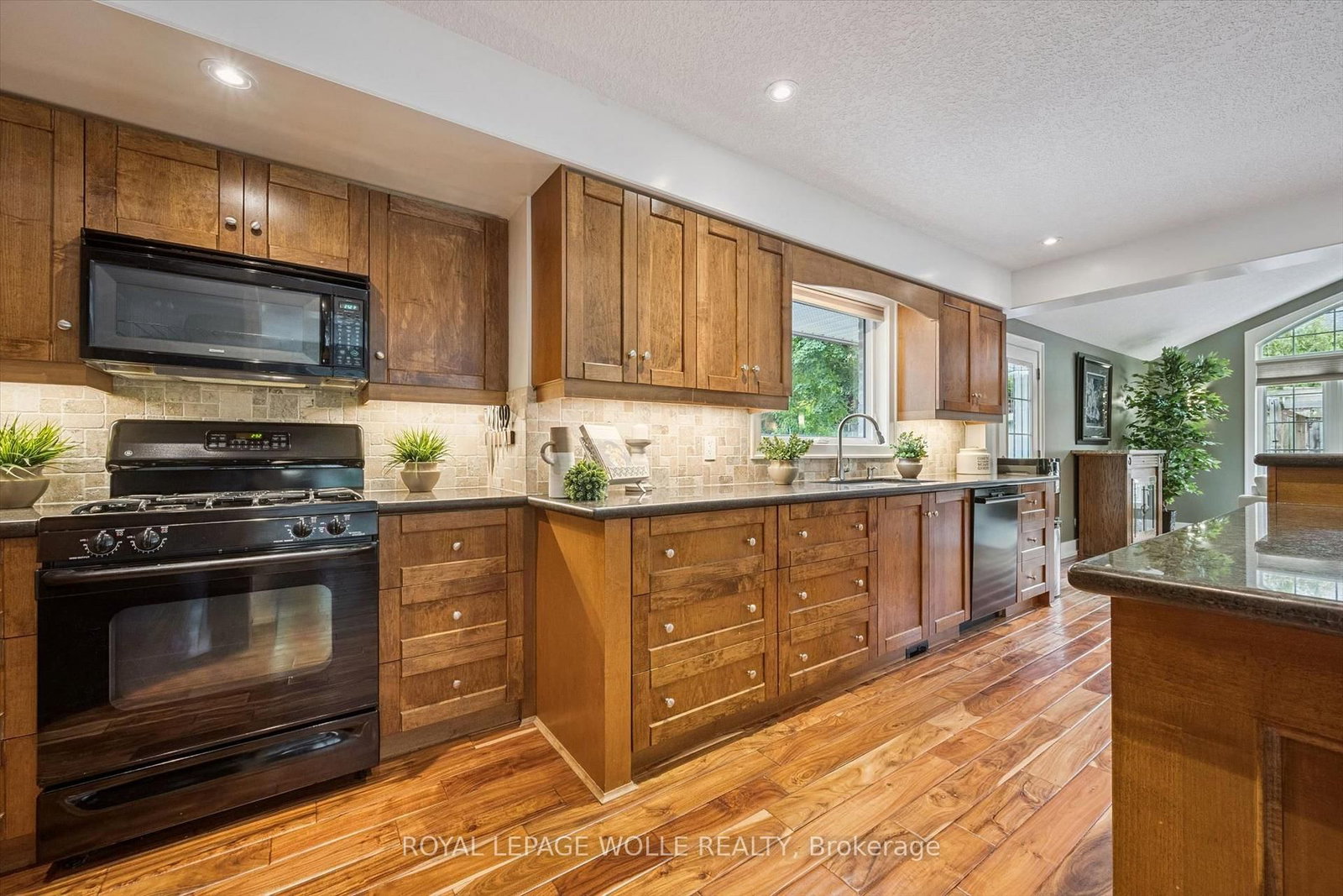 112 Margaret Avenue N • Waterloo, ON photo 17