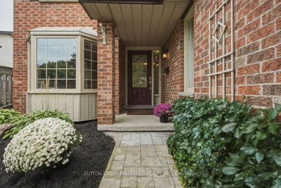668 Country Club Drive • London South, ON photo 4