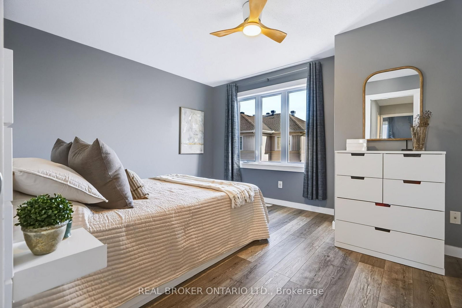 78 Songbird Private • Ottawa, ON photo 20