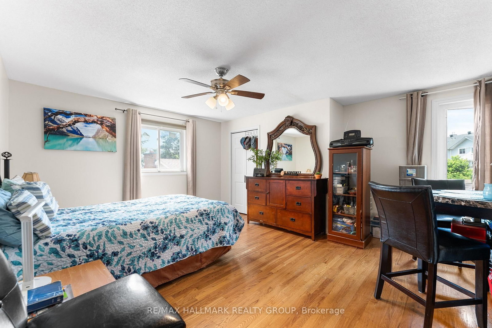 876 Pinecrest Road • Ottawa, ON photo 9