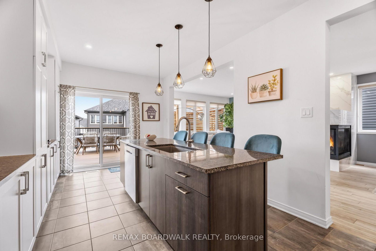 210 Pingwi Place • Ottawa, ON photo 18