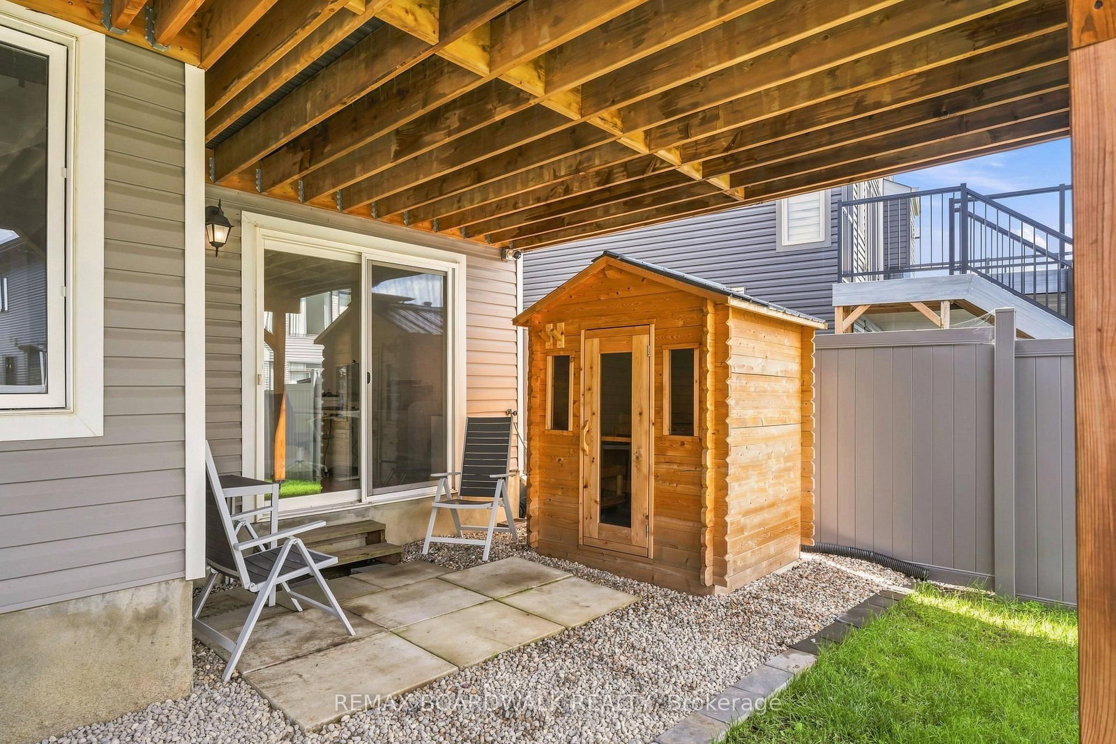210 Pingwi Place • Ottawa, ON photo 45