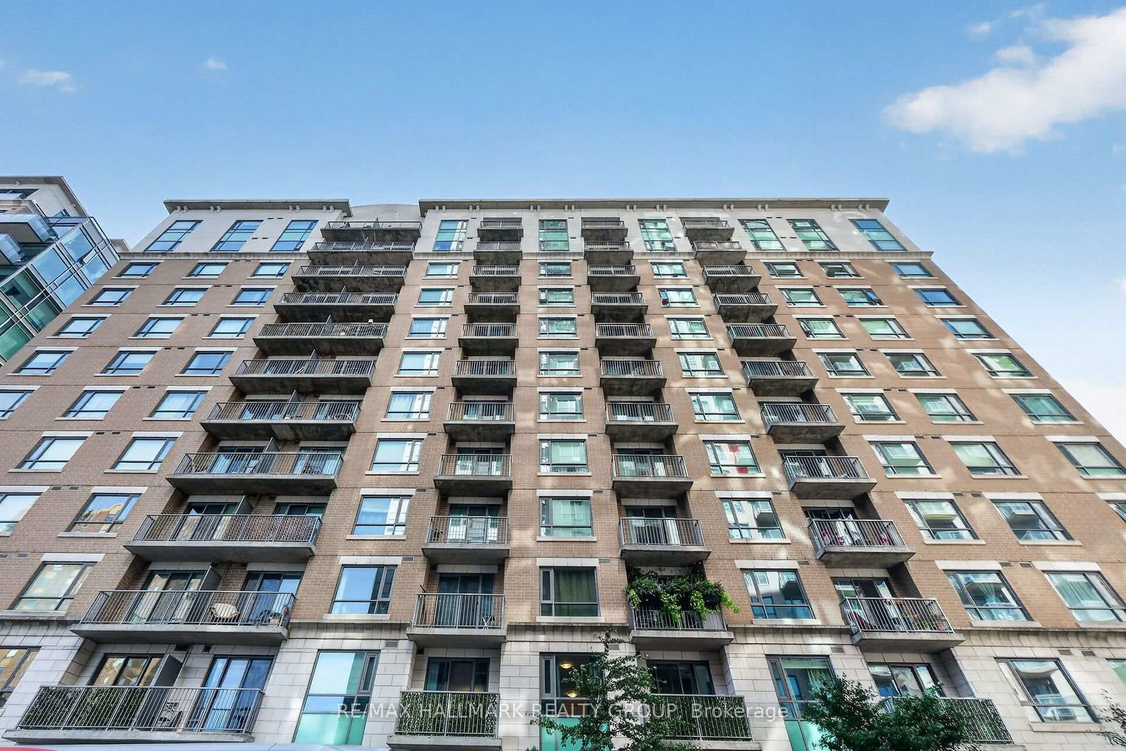 200 BESSERER Street • #208 • Ottawa, ON photo 35