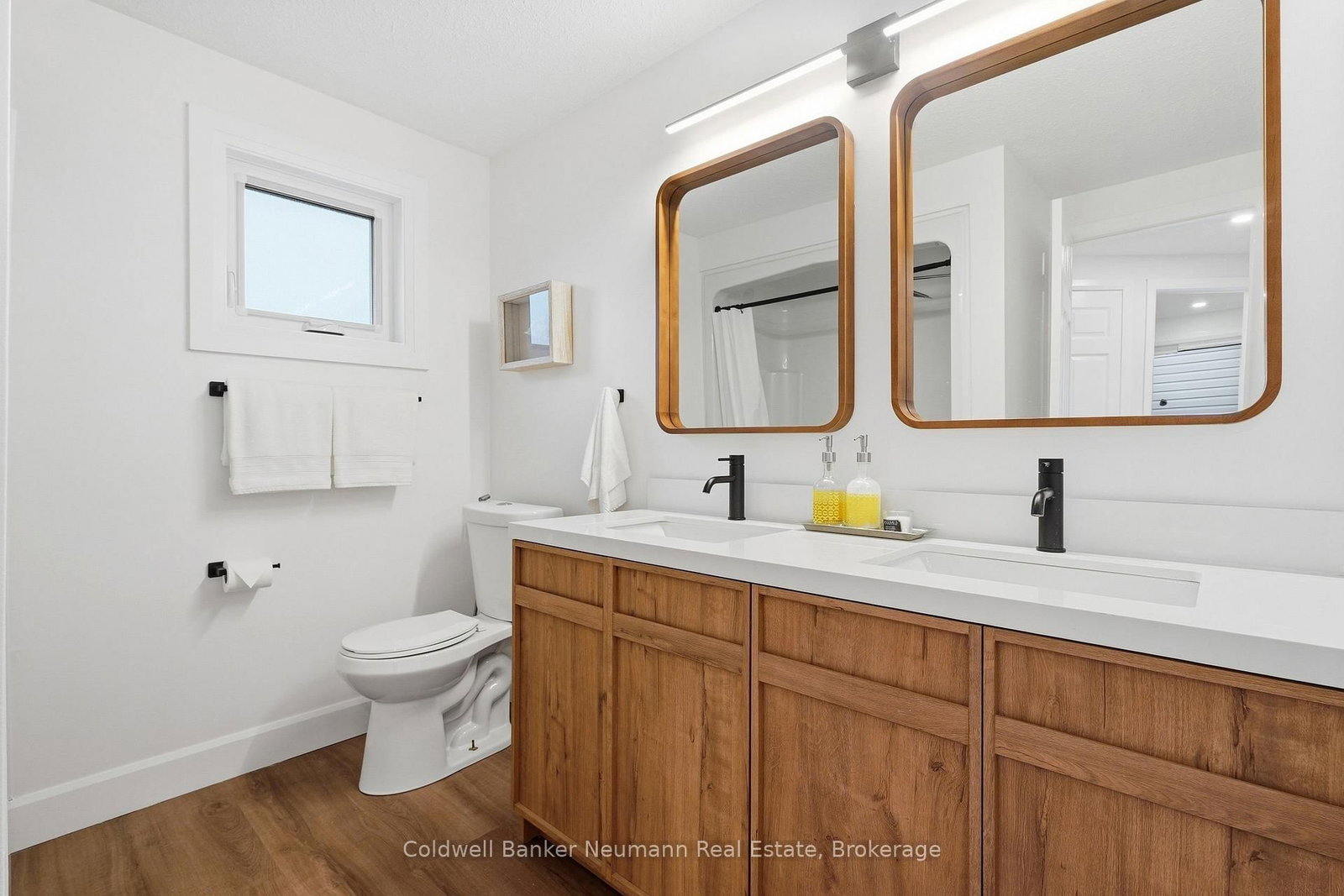 20 Trailbrook Lane • Guelph, ON photo 30