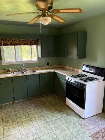 100 Moloney Line • Selwyn, ON photo 4