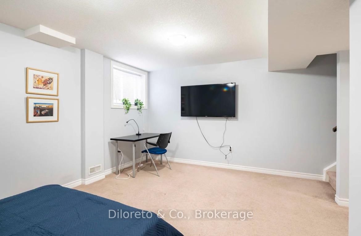 91 Poppy Drive E • #48 • Guelph, ON photo 26