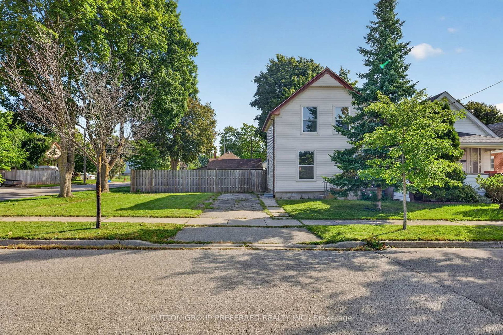 118 Delaware Street