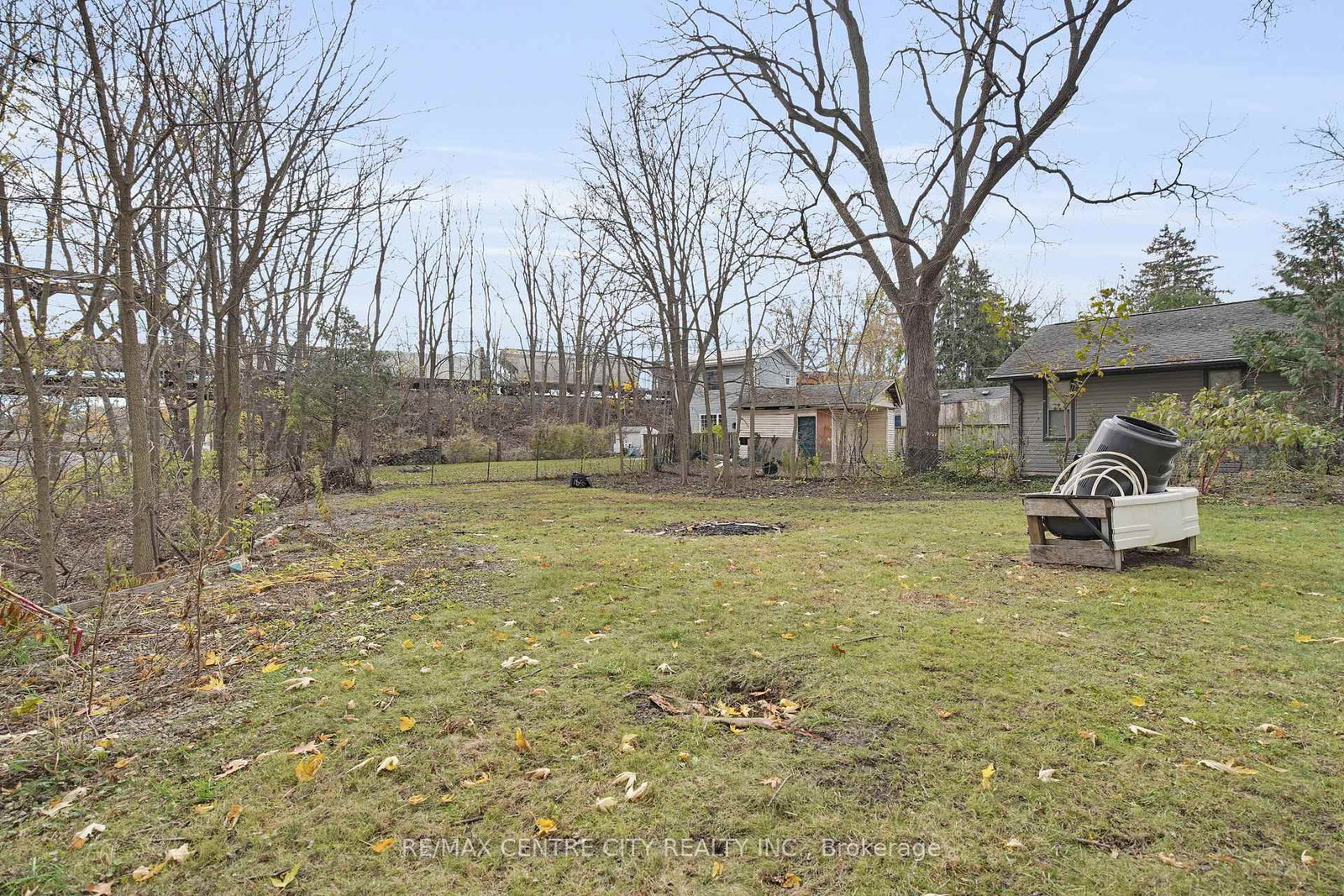 2 Saunby Street • London North, ON photo 43