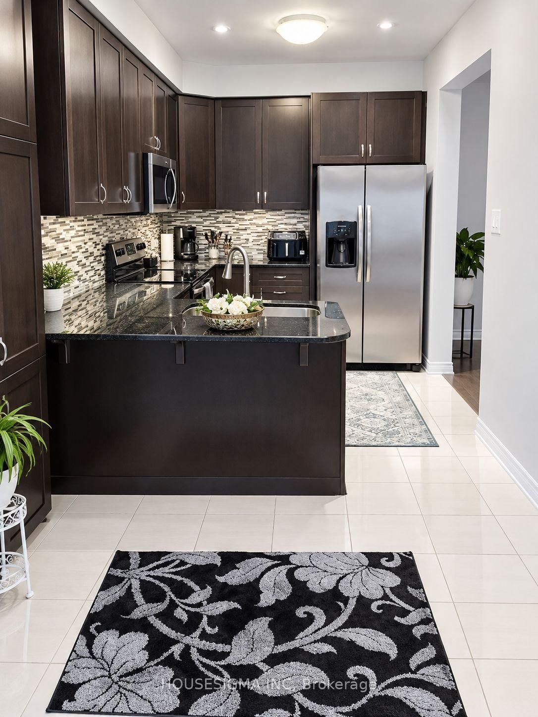 63 Tapadero Avenue, Ottawa 4