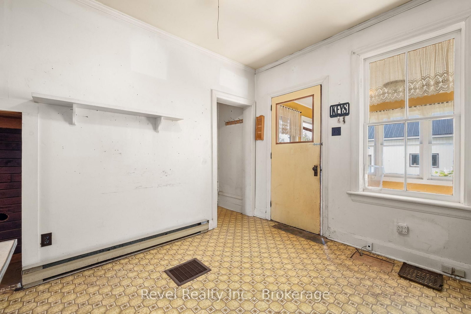 1014 Portage Road • Kawartha Lakes, ON photo 17
