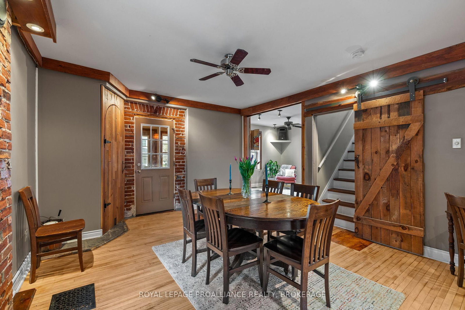 277 Brock Street • Gananoque, ON photo 7