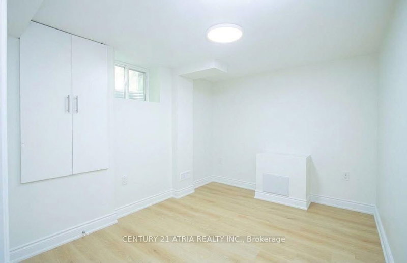 Lower - 26 Magee Street