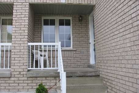 37 Ridwell St, Barrie, L4N0W8 | Image 2