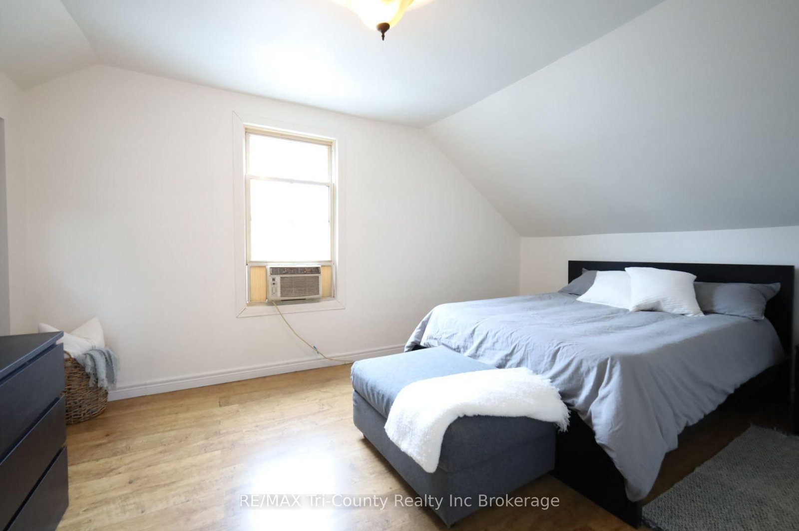 60 Manitoba Street • St. Thomas, ON photo 22