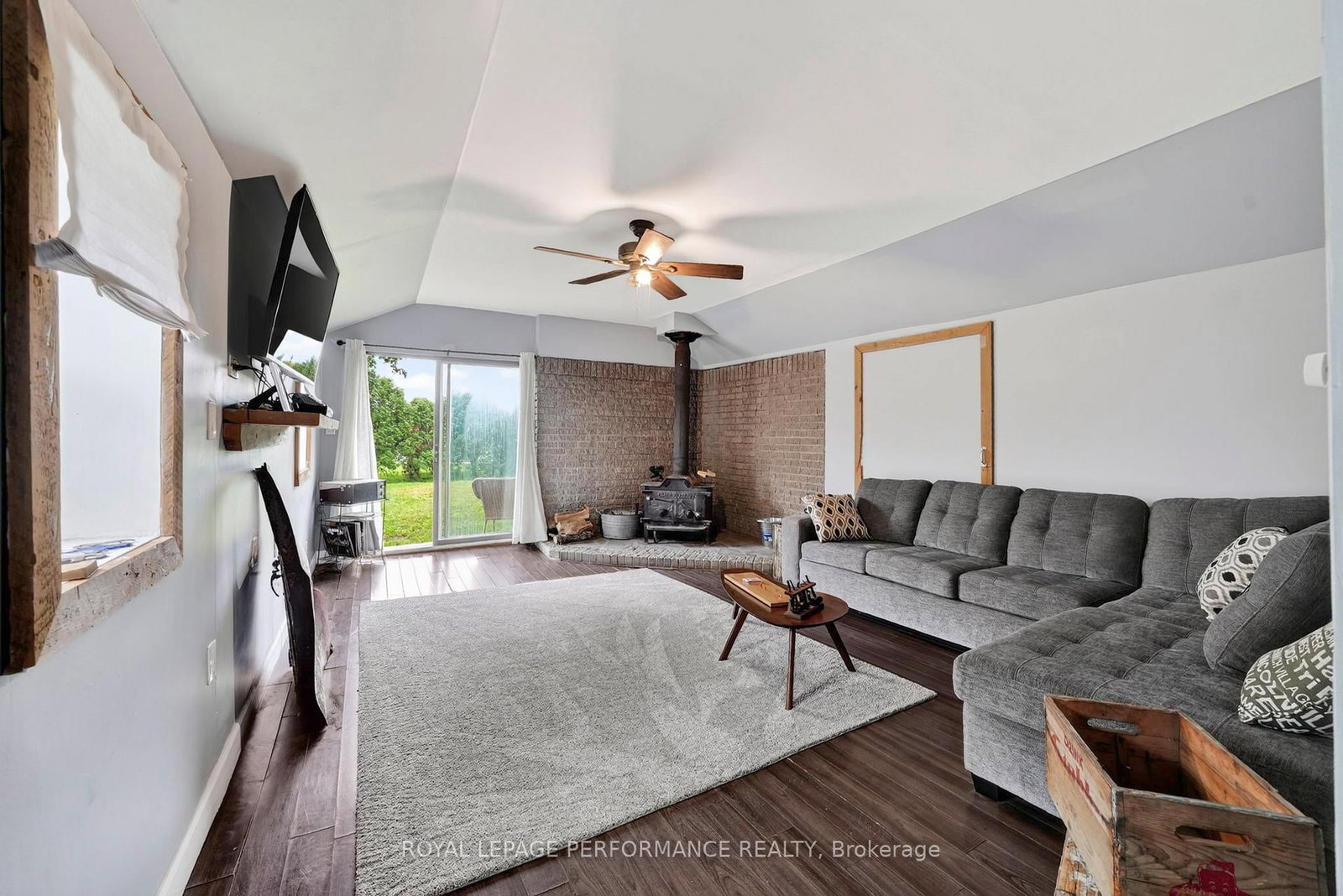 16330 Fairview Drive • North Stormont, ON photo 16