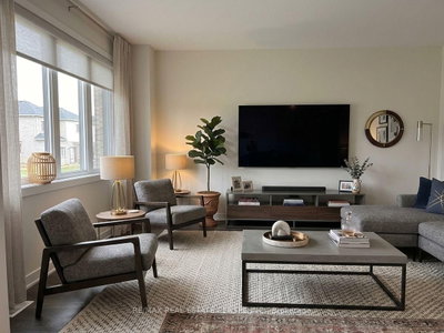 17 Downriver Drive • Welland, ON photo 4