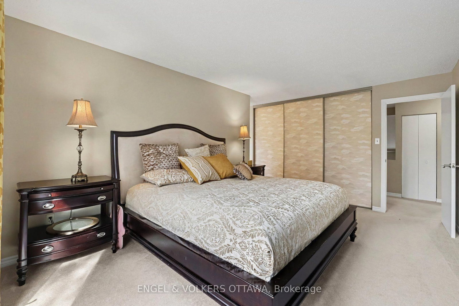 15 Archer Square • Ottawa, ON photo 26