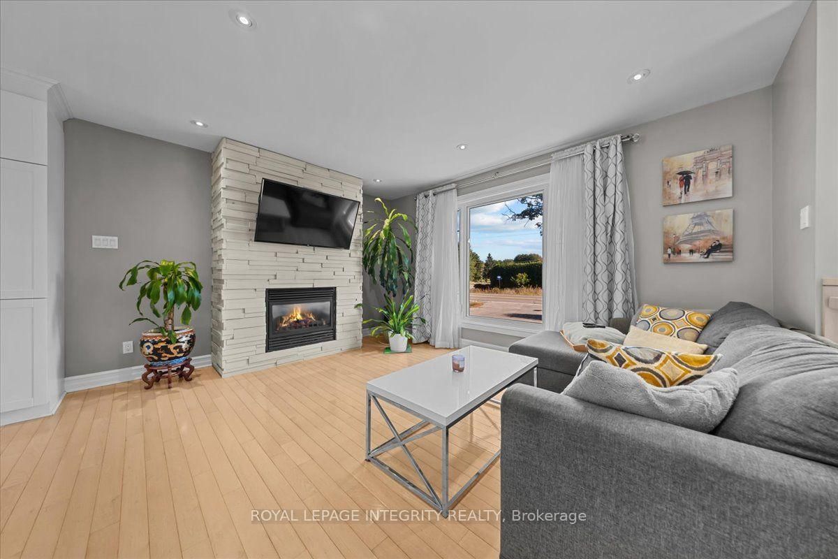 3073 Old Montreal Road • Ottawa, ON photo 6