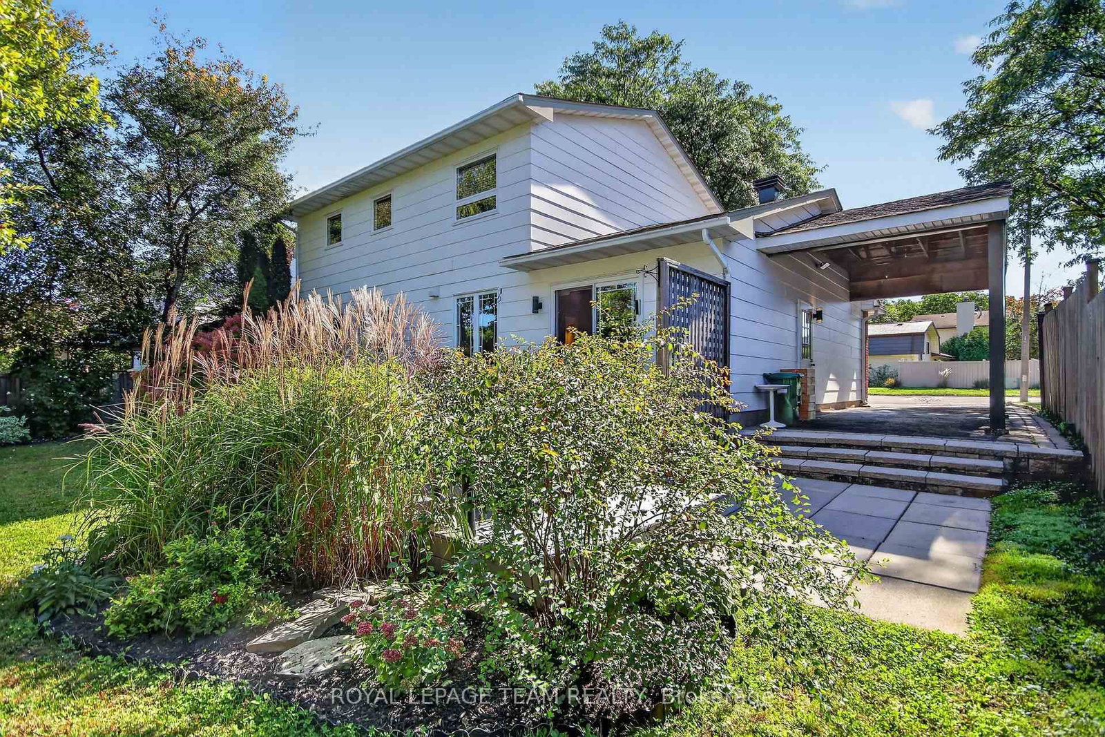 1069 Cahill Drive W • Ottawa, ON photo 46