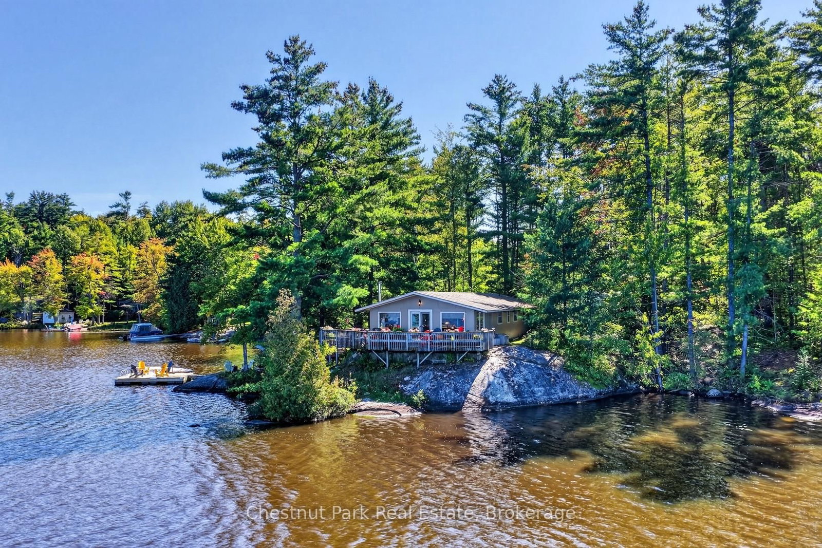 1048 Nora Lane photo 8