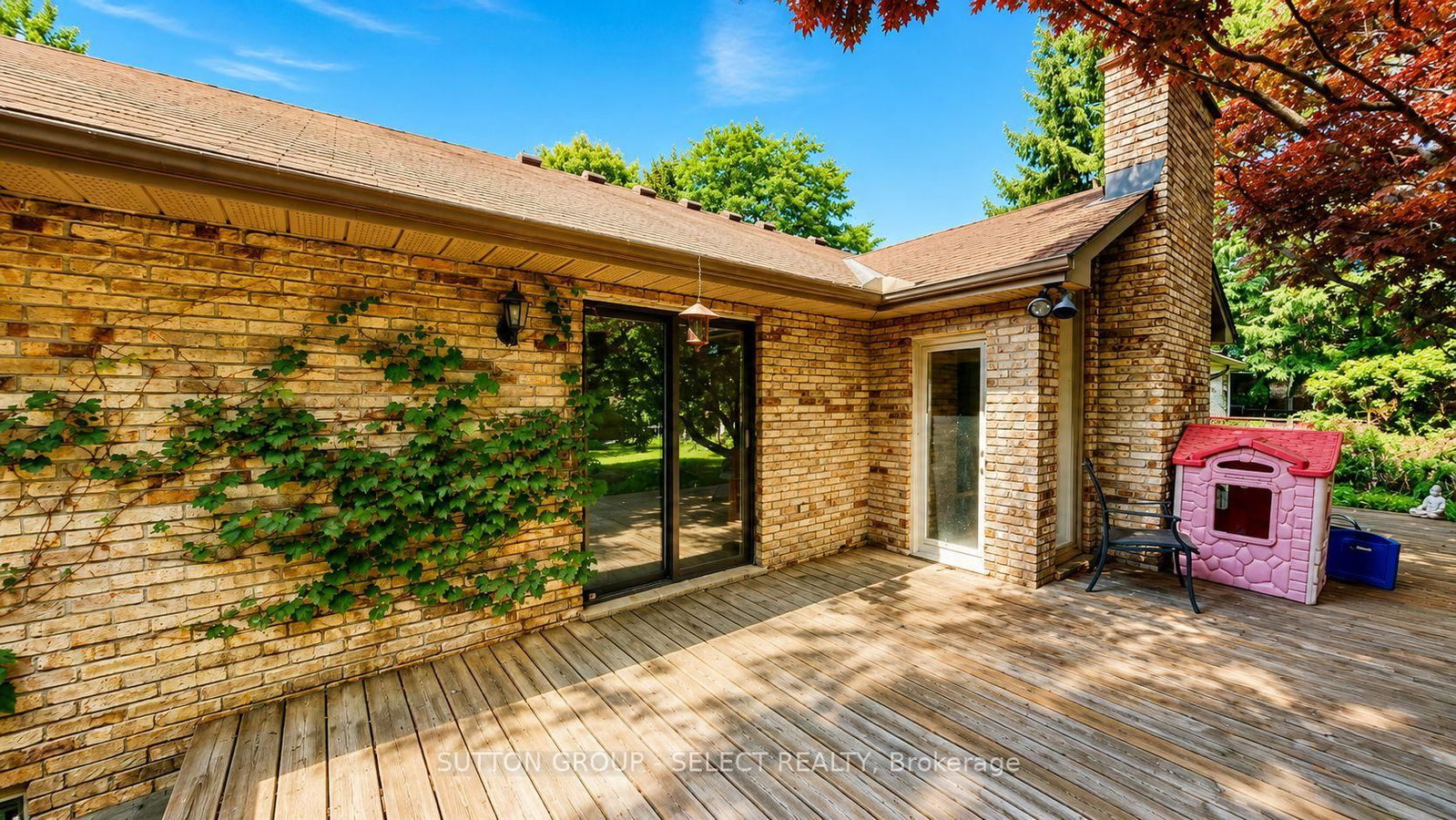 34 Pine Ridge Drive • London North, ON photo 40