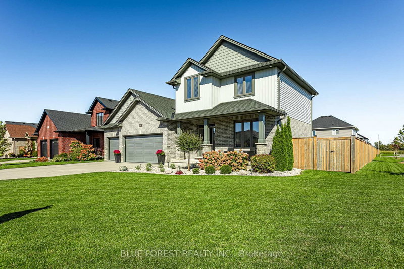 106 Spencer Ave photo 5