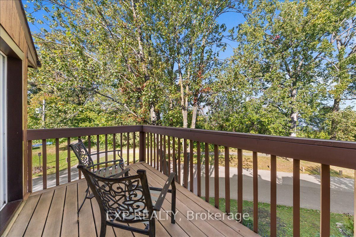 7 Maplehurst Avenue • Ottawa, ON photo 34