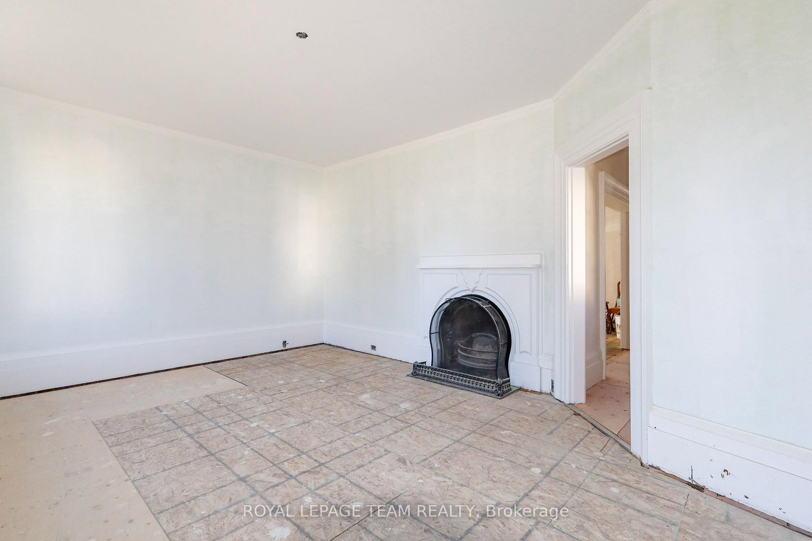 201 Clothier West Street • North Grenville, ON photo 8
