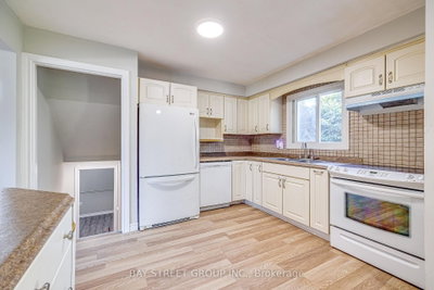 110 St. David's Road • St. Catharines, ON photo 9