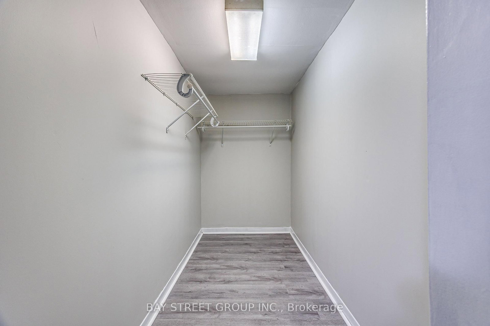 110 St. David's Road • St. Catharines, ON photo 24