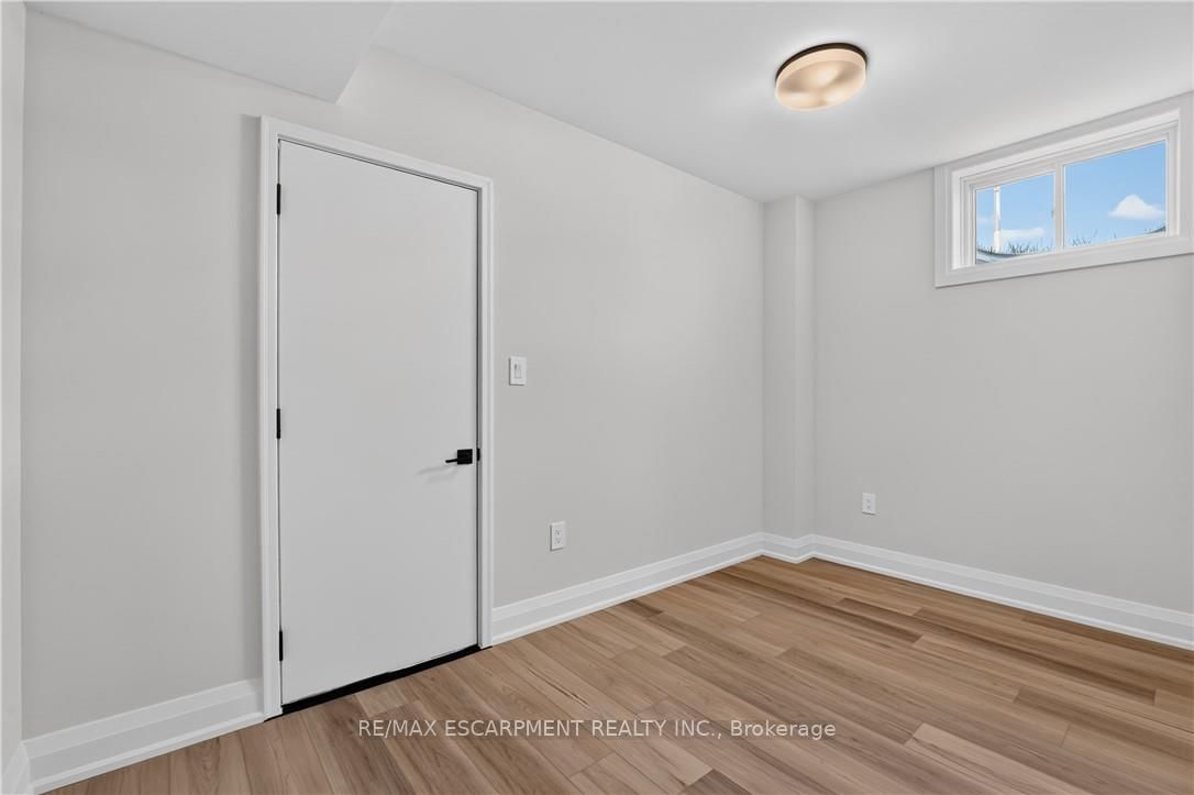 8905 Angie Drive • Niagara Falls, ON photo 46