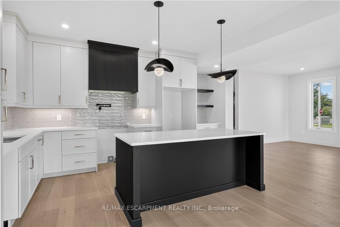 8905 Angie Drive • Niagara Falls, ON photo 17