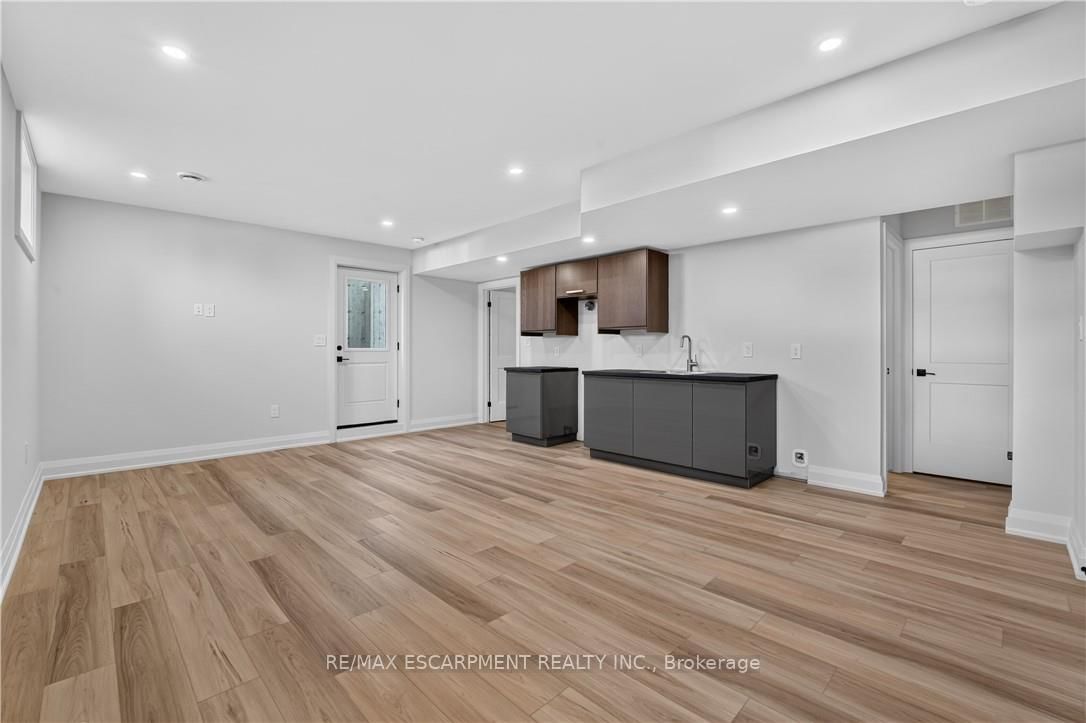 8905 Angie Drive • Niagara Falls, ON photo 49