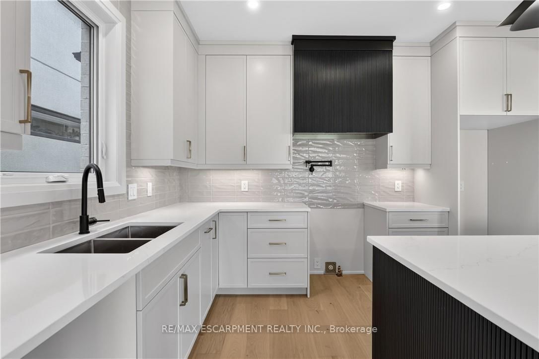 8905 Angie Drive • Niagara Falls, ON photo 18