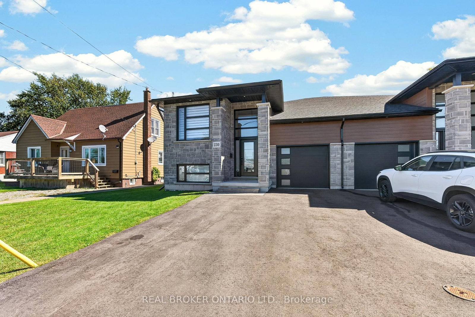 230 KNOLL Street • Port Colborne, ON photo 3