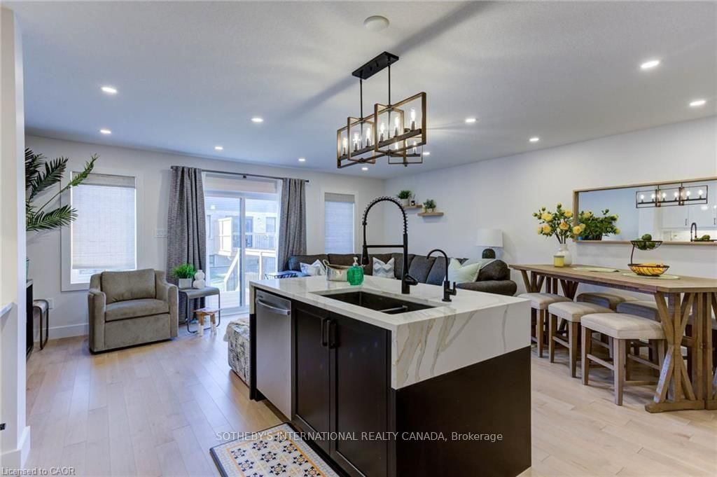18 Oak Forest Common • #8B • Cambridge, ON photo 19