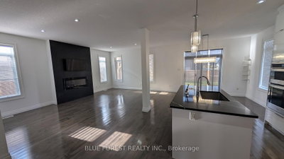 3319 Regiment Road • London South, ON photo 5