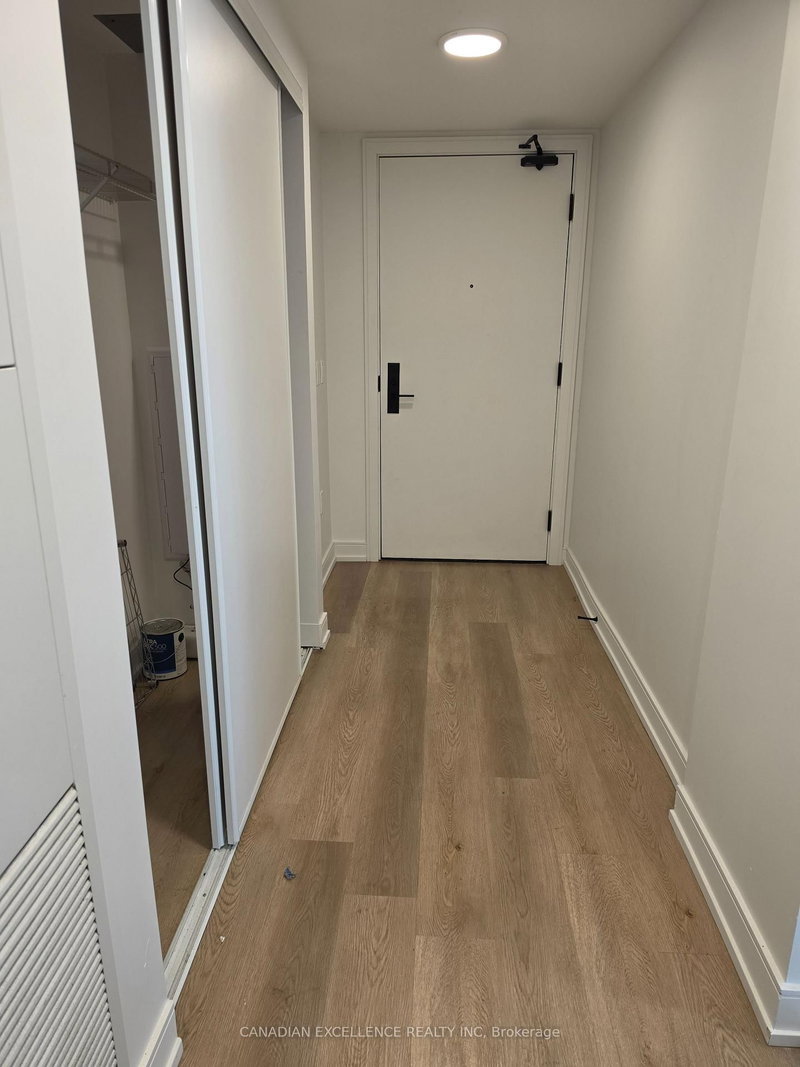 1 Jarvis St photo 5