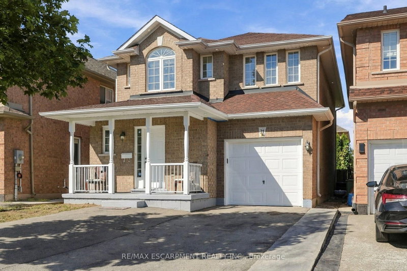 31 Peachwood Crescent