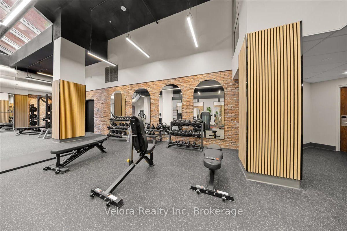 618-161 Laurier Ave, Ottawa, view 22