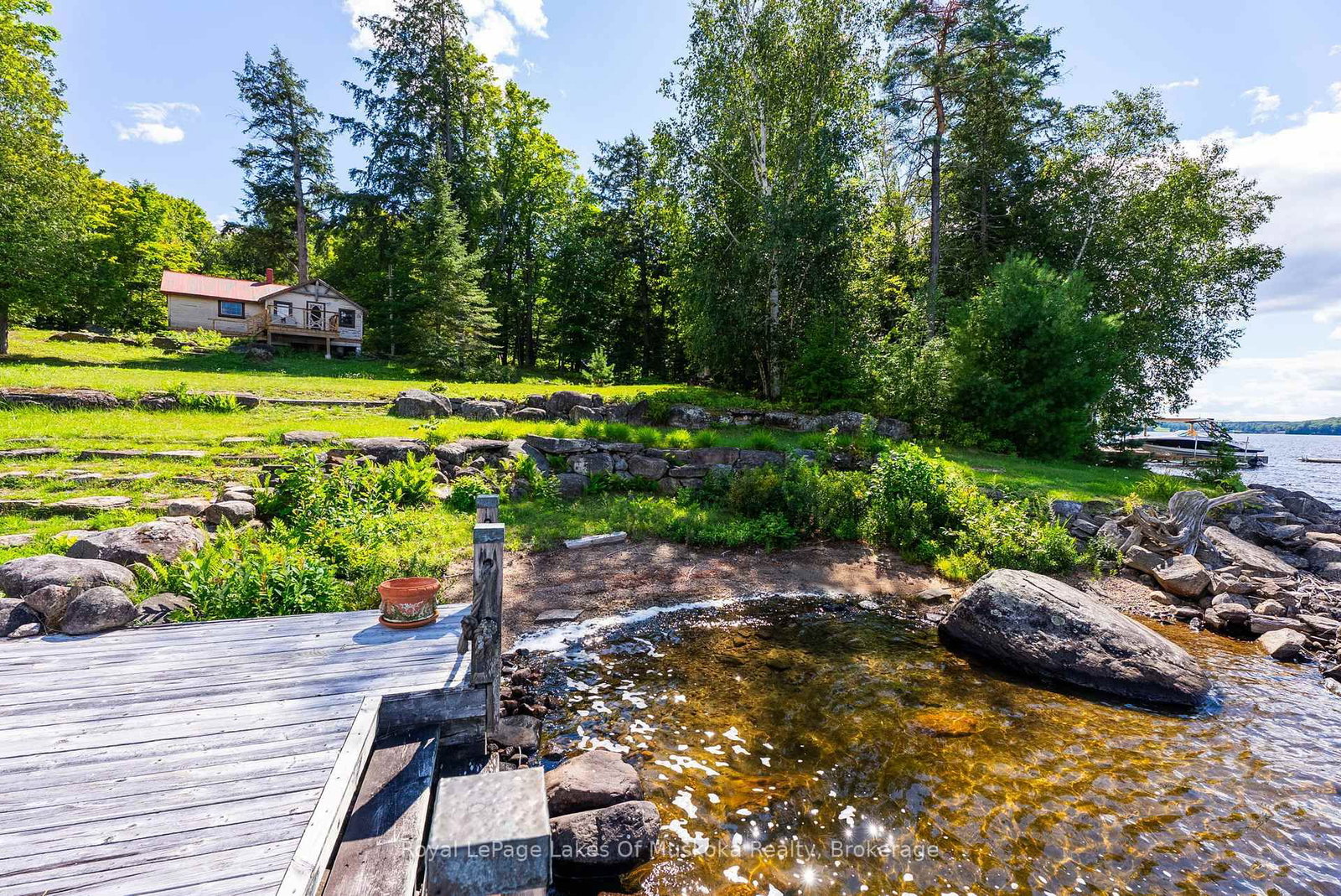 1521 Old Hwy 117 • Lake of Bays, ON photo 10
