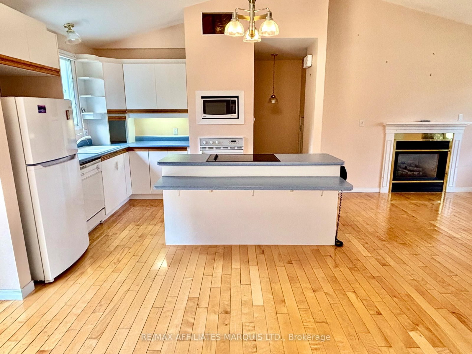 82 Columbia Avenue • South Stormont, ON photo 9