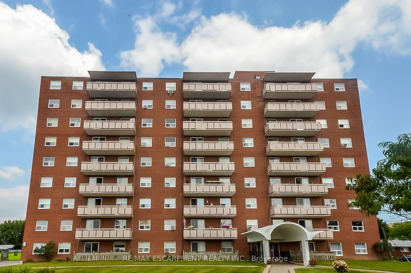 604 - 851 QUEENSTON Road