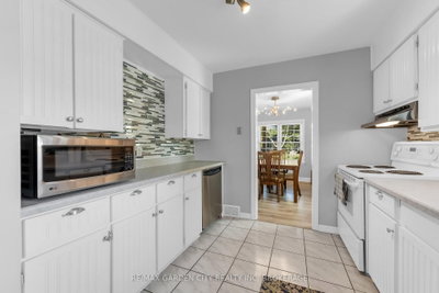 4 Manor Road • St. Catharines, ON photo 7
