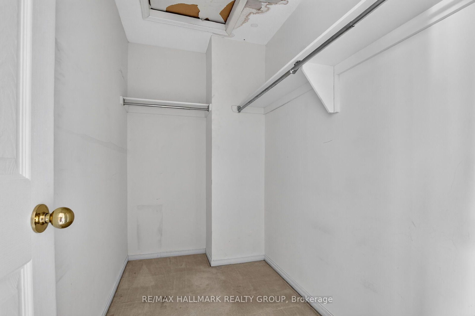 93 Banchory Crescent • Ottawa, ON photo 31